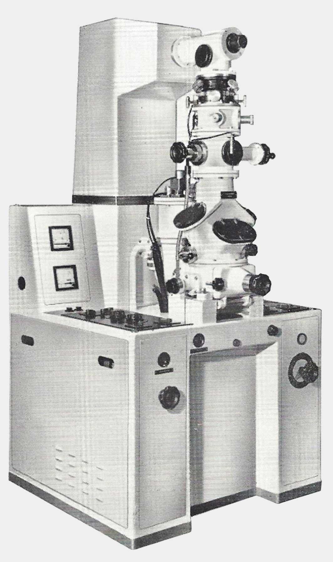 <strong>Um 1955</strong> TTC-Elektronen-Diffraktograf KD3.