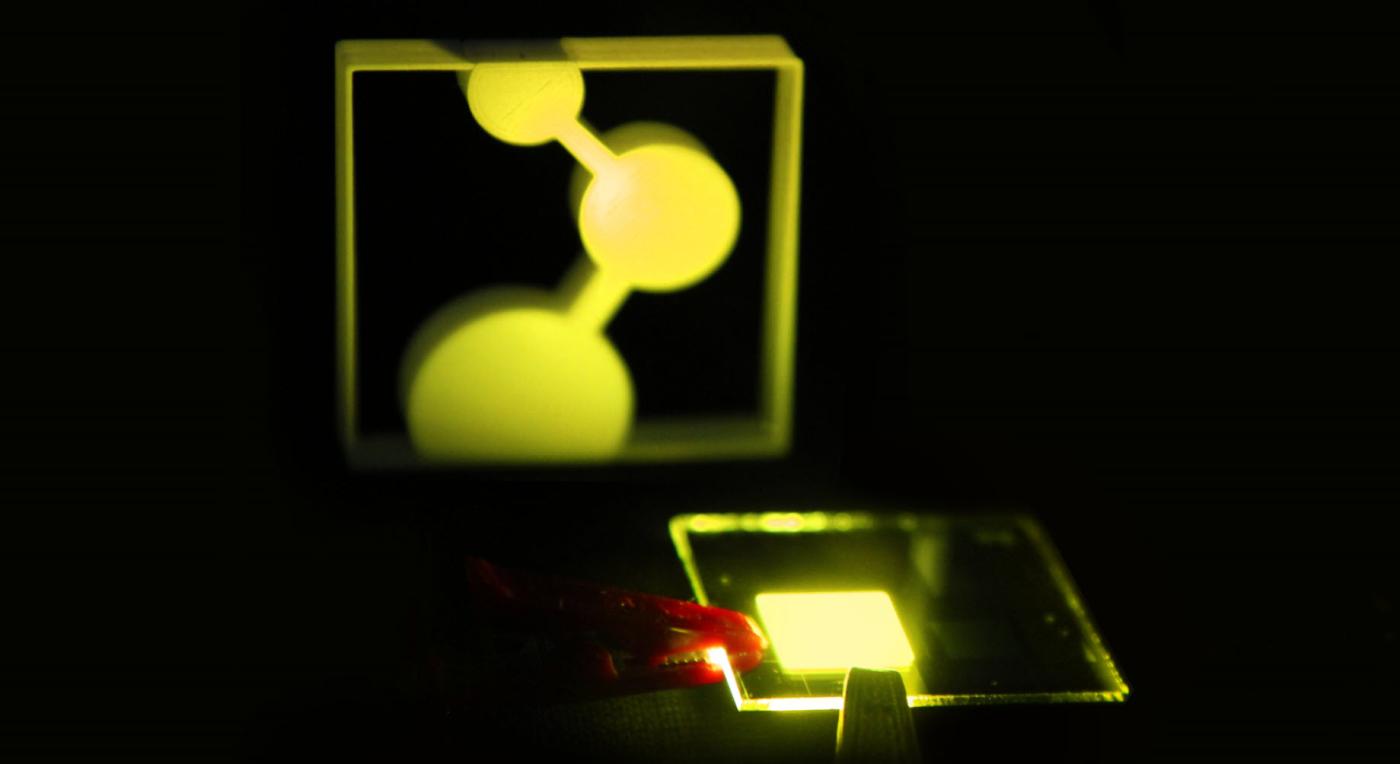 C_1908_OLED