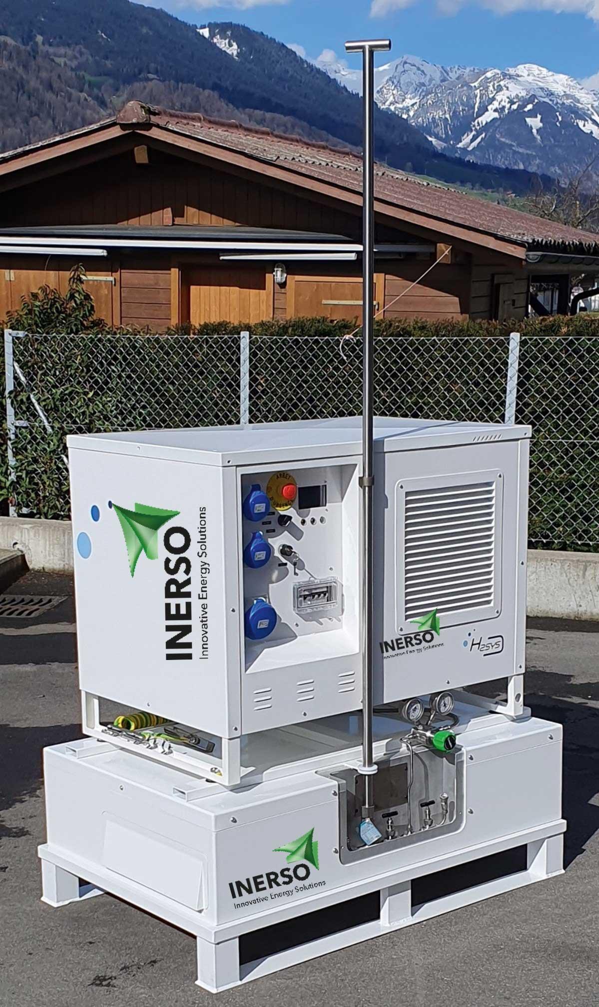 <b>Bild 4</b> Transportierfähiges mobiles 3-kW-Brennstoffzellensystem mit Metallhydridspeicher.