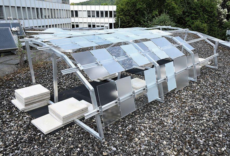 <b>Banc d’essai pour l’encrassement:</b> des verres avec différentes surfaces sont examinés afin de déterminer dans quelle mesure ils sont susceptibles de s’encrasser.