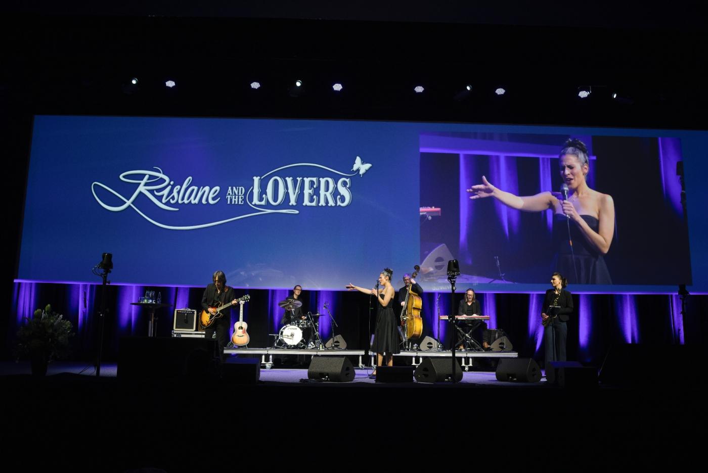 Figure:  Markus Senn