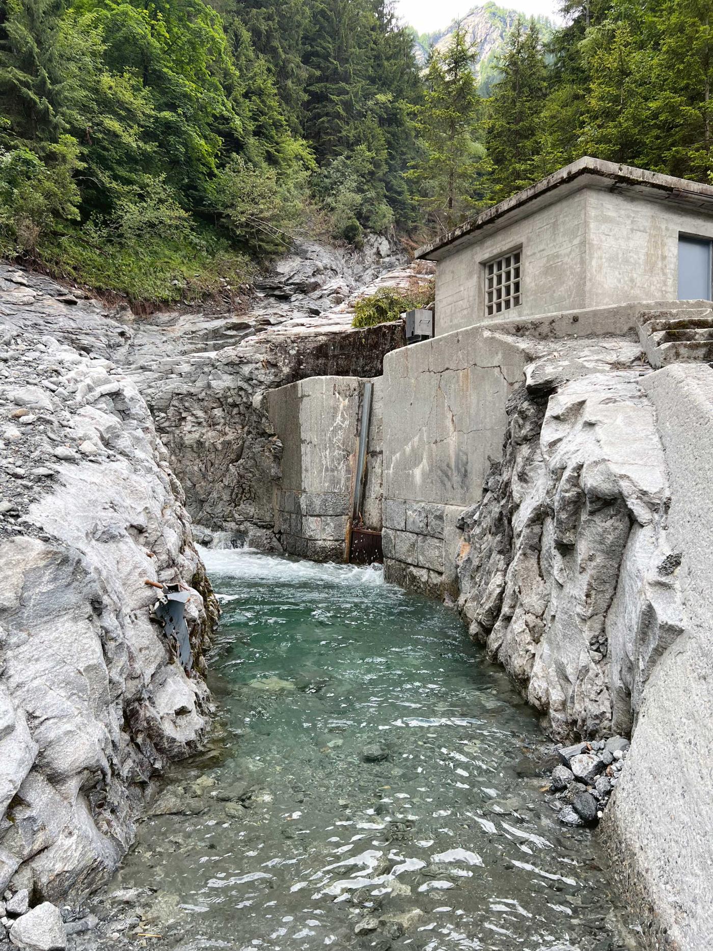 La prise d’eau de Soveneda une fois déblayée.