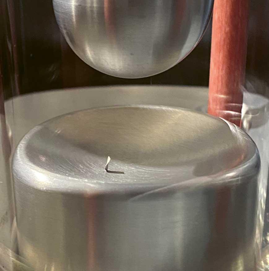 <strong>Bild 3</strong> Die Fehlerstelle «frei bewegliches Partikel» ist eine der drei Fehlerstellen der Testzelle.