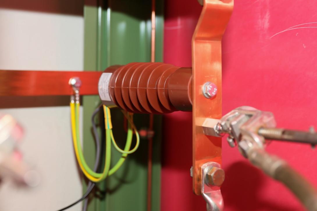 Détecter un court-circuit en remontant le temps